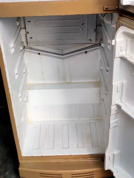 PEL refrigerator and freezer 5