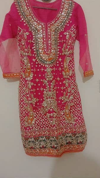 Beautiful mehndi dress 3