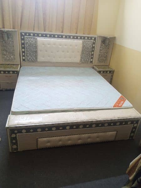 Bed 6x6.5 with Mattress 1