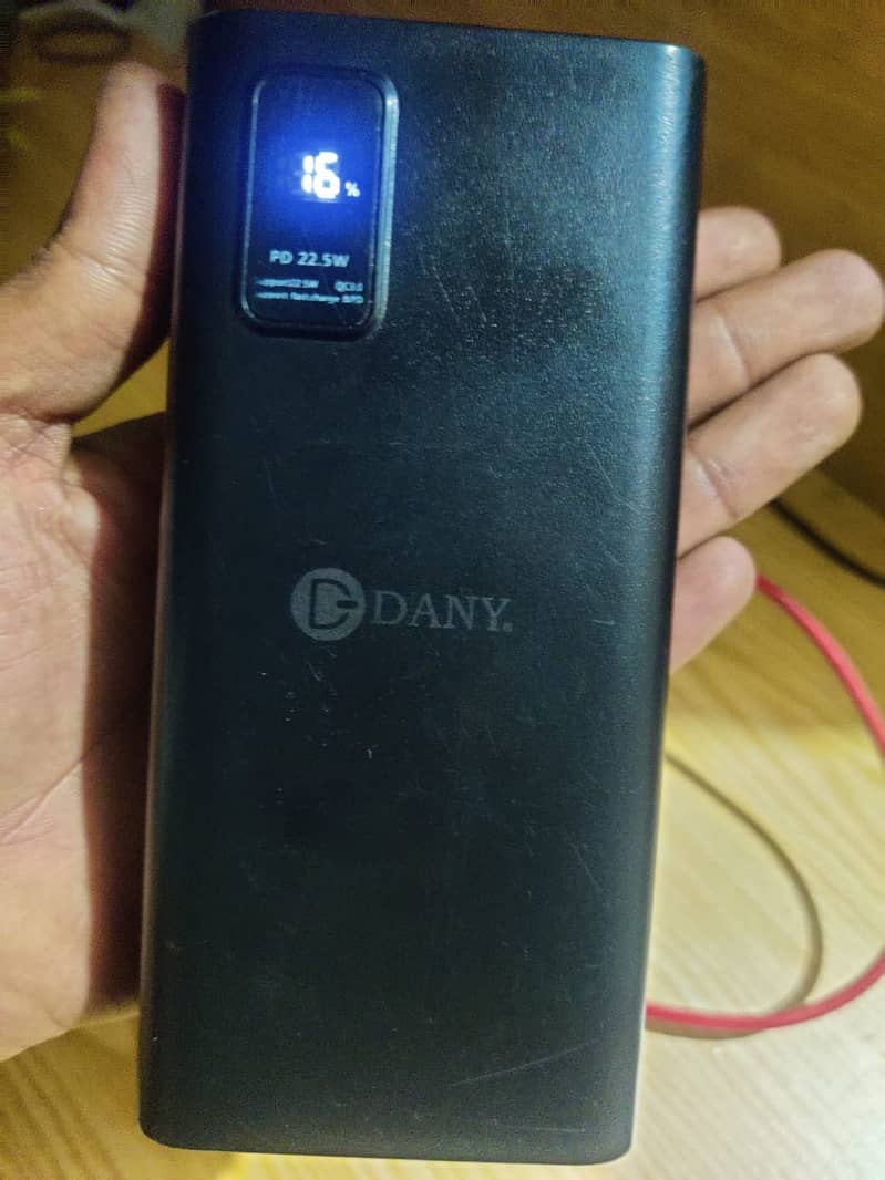 Danny TITAN T-100 (20000 MAh) Black Power Bank 1