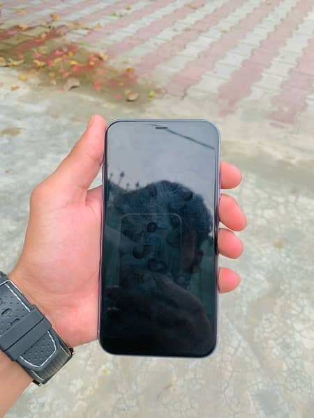 iPhone 11not pta jv64 gp or battery charger ha 03095629221 5