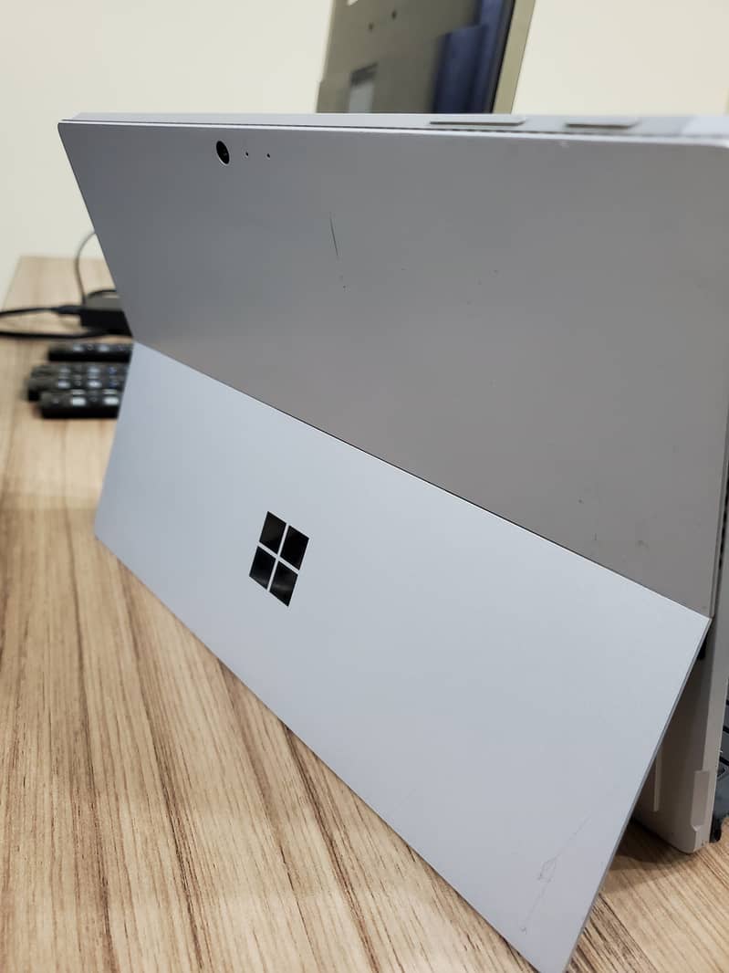 Laptop Surface Pro 4 i7 16GB RAM 256 GB Nvme 1