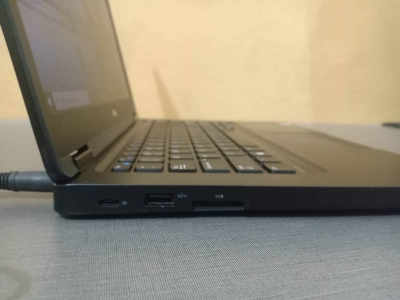 Dell latitude 5590 | Core i5 - 8th Gen 3