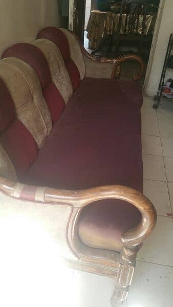 5 seater sofa  is very strong, only the fabric will be changed, urgent 5