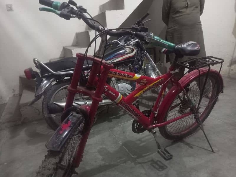 Bicycle for Sale. Gare wali cycle ha bilkul ok ha. 3
