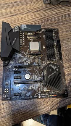 Selling Ryzen 5 5500 With B550 Gaming X 0