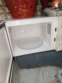 Microwave oven. . fish roasted etc