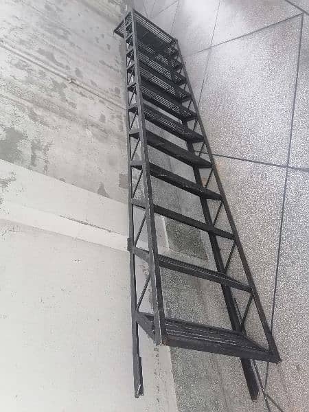 100% solid and strong iron stair. 14