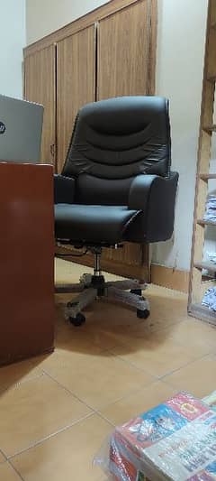Outclass New Office Chair