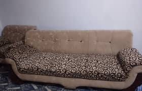 7 seater sofa set excellent condition and glass top table
