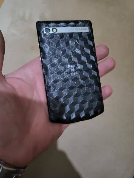 blackberry porsche design 2