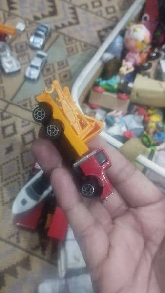 TOY CARS, ACTION FIGURES, TRUCK 16