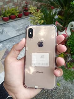 iphone xs jv 10 by 10 condition gold colour battery health79