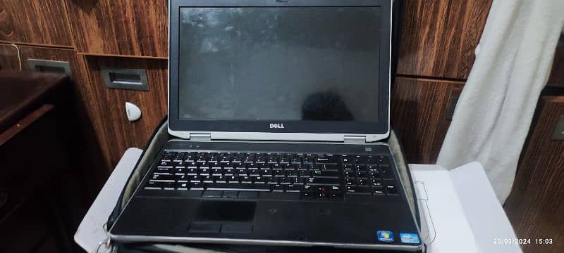Dell latitude E 6530 Laptop 2