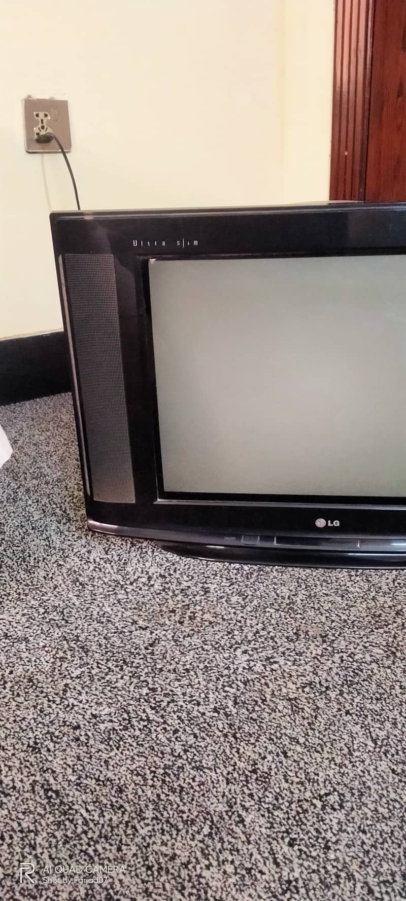 Lg 21 inch tv for sale 1