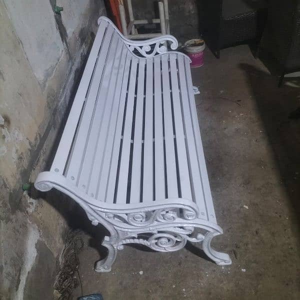 we manufacturing outdoor garden bench wholesale prise 7