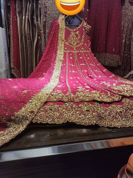 bridal lehnga slightly negotiable excellent condition 2