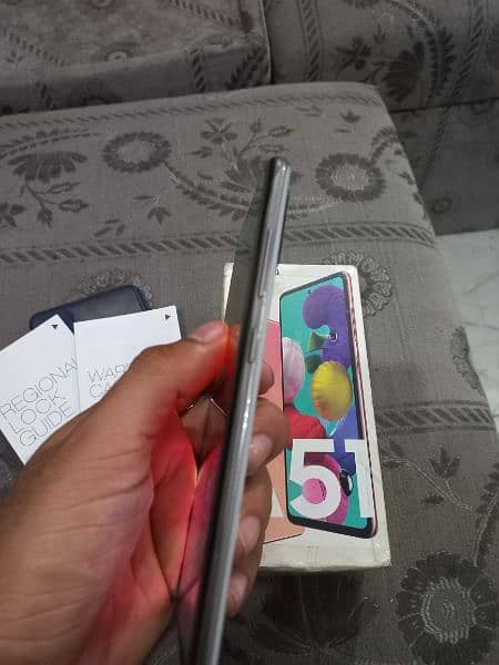 SAMSUNG A51 8/128 IN GOOD CONDITION 7