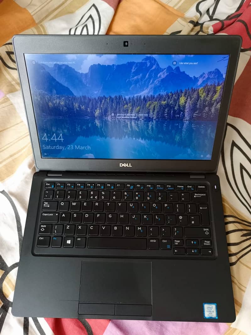 Dell Laptop 5290 6