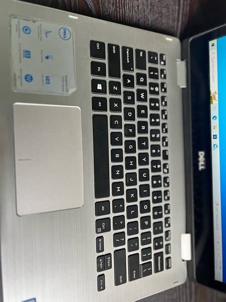 Dell laptop ioS7 6gent  8/256ssd 360 touch screen 3
