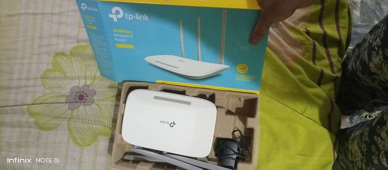 TP-Link Wire Router 845N (Brand New) 2
