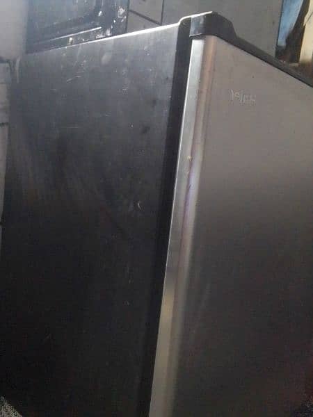 haier fridge new position no repair A1 cooling for sale 2
