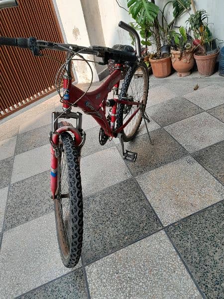 Used super olympia mountain bike condition 9/10 3