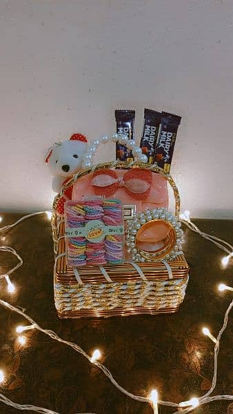 Eid Gifts,birthday Gifts,Customize Gift,Gift Basket,Gift Box available 2