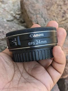 Canon 24mm stm 2.8 pancake lens