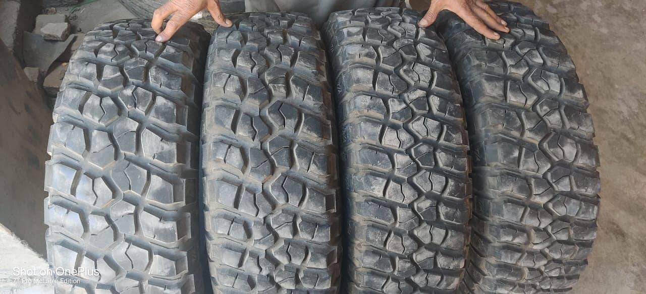 BF Goodrich KM Mud Terrain Tyres  255-75-17 0