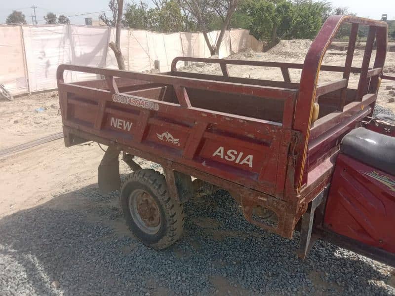 Loader rickshaw good condition 2019 model 3