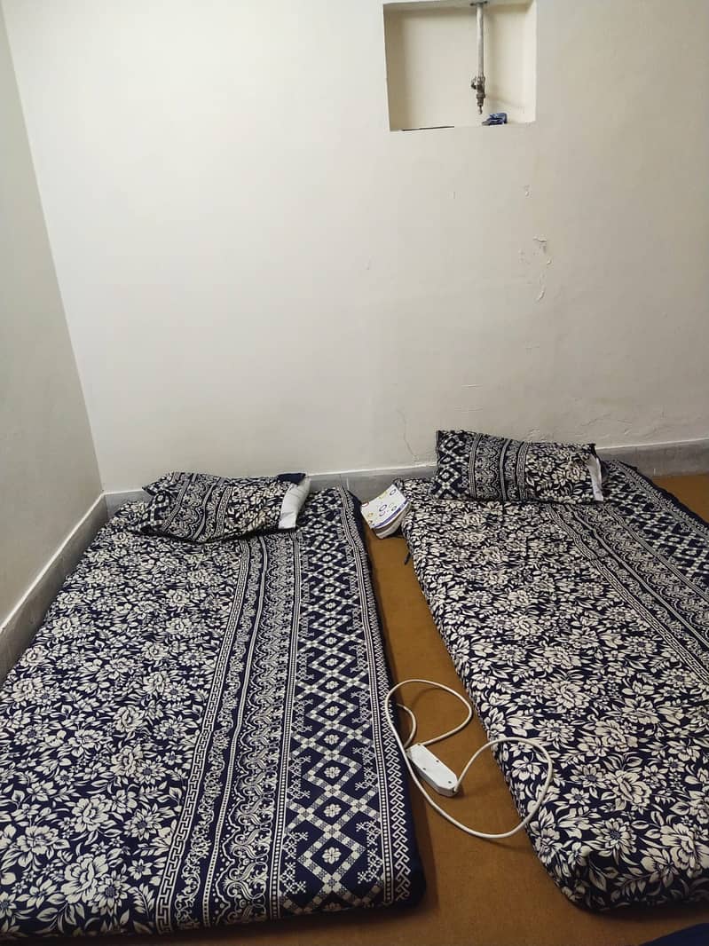 Hostel Rooms Available for Worker and Professional G/4 Islamabad 6