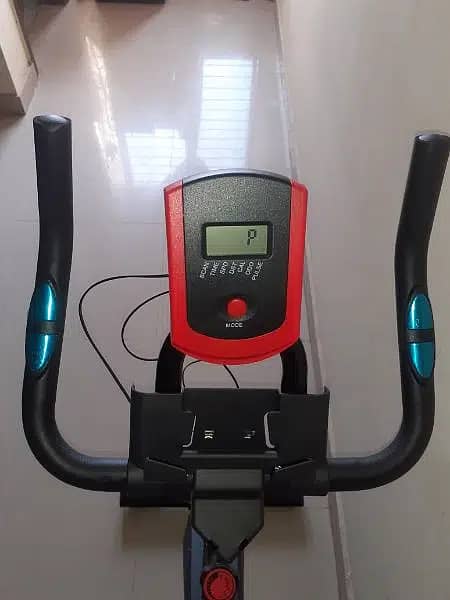 Exercise cycle / spin bike /Fitness Machine 3