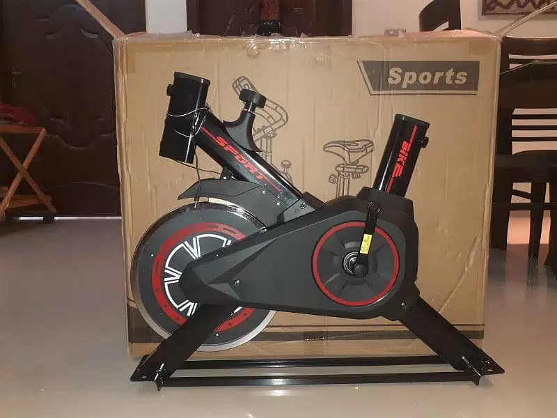 Exercise cycle / spin bike /Fitness Machine 5