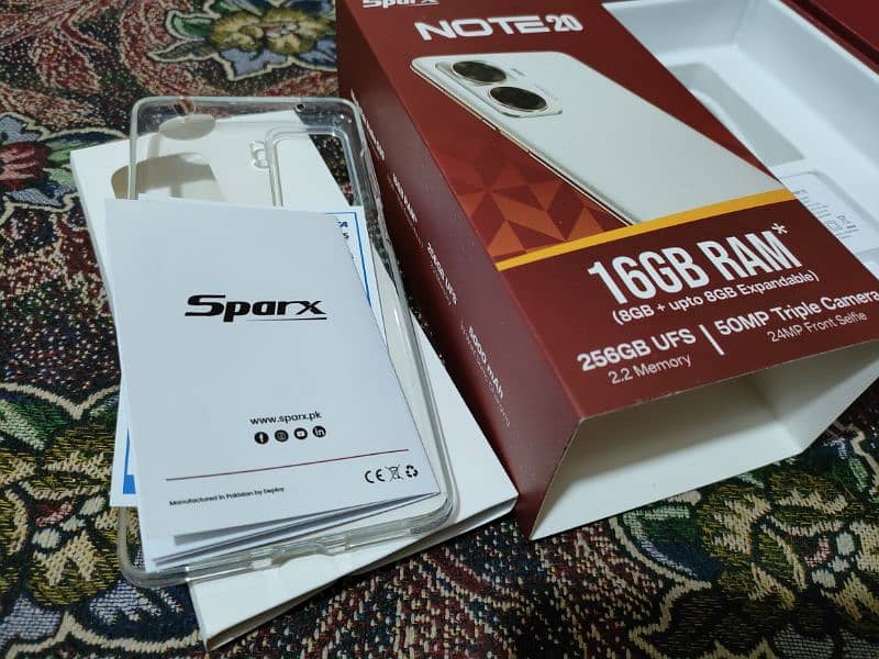 Sparx Note 20 - 8/256 - Full Box Accessories 3