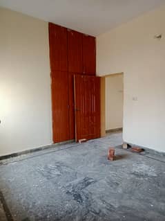 7 marla 2 bed upper portion for rent in psic society near lums dha lhr