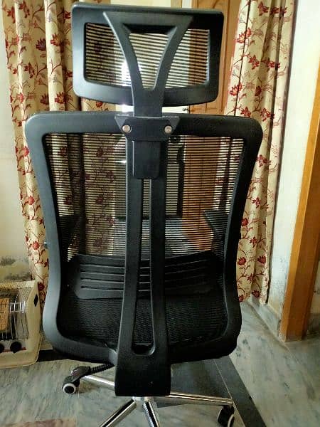 High back revolving chair for sale 1