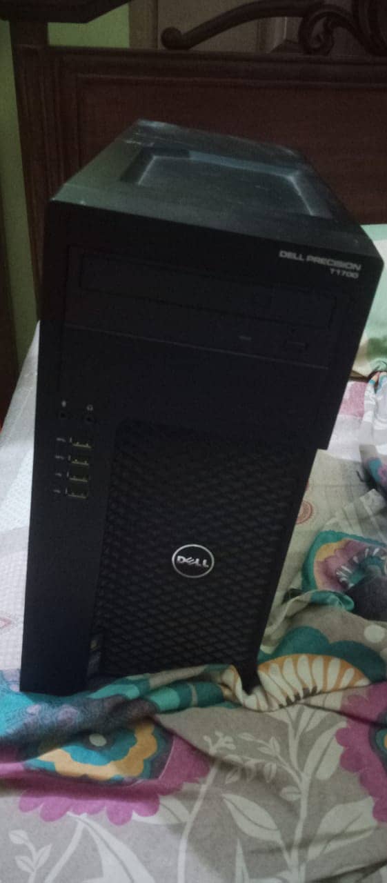 Desktop T1700 with 24 gb ram 1