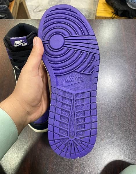 Nike air jordan 1 purple retro 4
