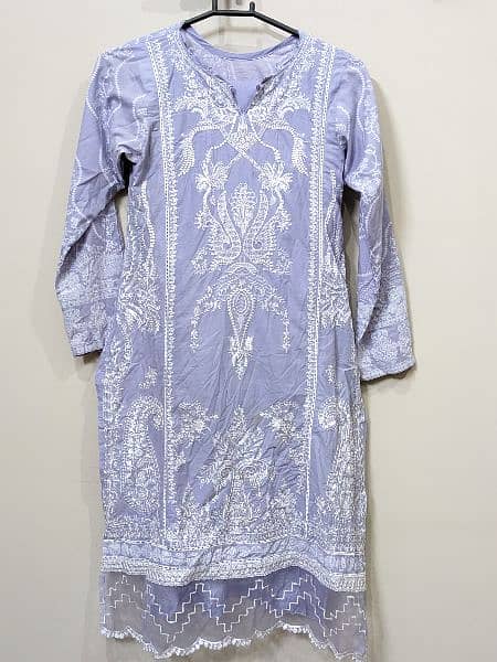 fully embroidered dress by Sana safinaz in good condition 3