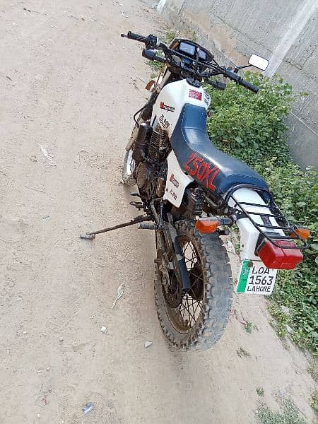 As Salama alikum I Salling This Honda xl250 police Acu bike model1989 5