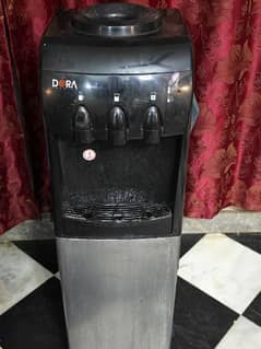DORA water cooler for sale good conidtion working 10/10