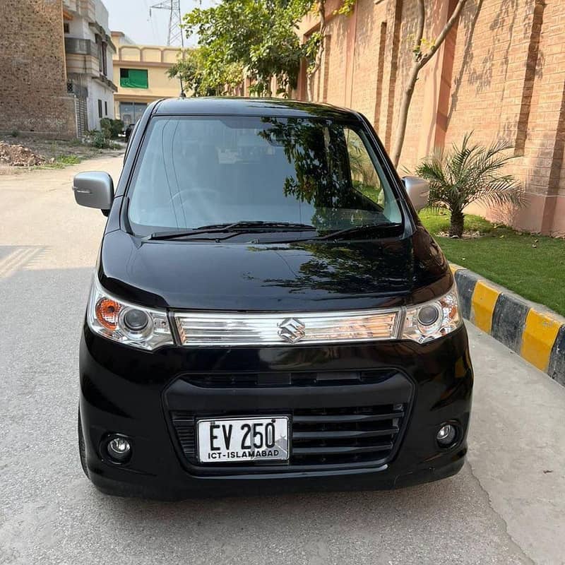 Rent A Car In Islamabad/Car rental service/ Rent a car /Prado /V8 14