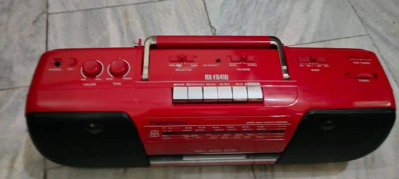 Panasonic Cassette Player with FM Radio 3