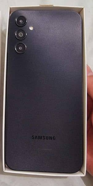 SAMSUNG A14 ONLY 10 DAYS USED COMPLETE  OFFICAL WARANTY PTA 1