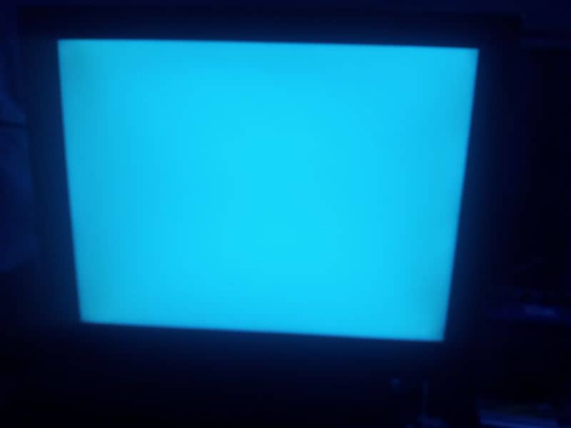 IBM BRAND LCD 15 INCH . NO LINES. NO SPOT. 03181061160 4