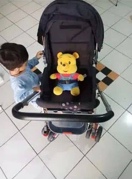 Baby Carrier (Foldable) Eassy to Carry. (Urgent Sale) 2