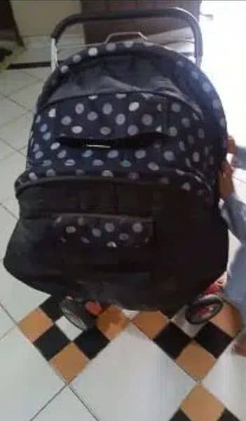 Baby Carrier (Foldable) Eassy to Carry. (Urgent Sale) 7