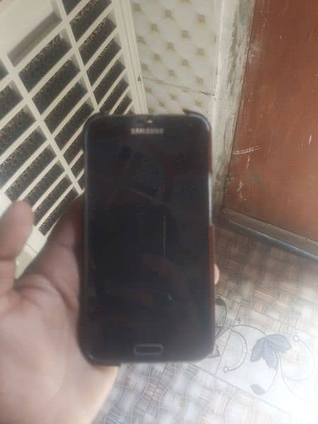 Samsung Galaxy S5 2gb 16 gb 0