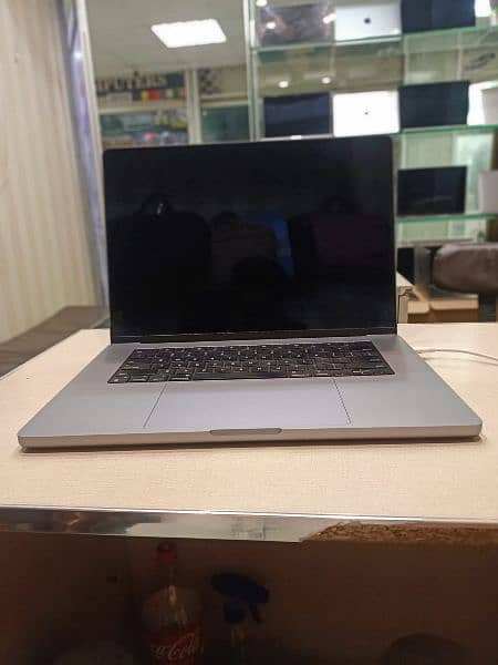 Apple MacBook Pro all models available MacBook air all models availa 5
